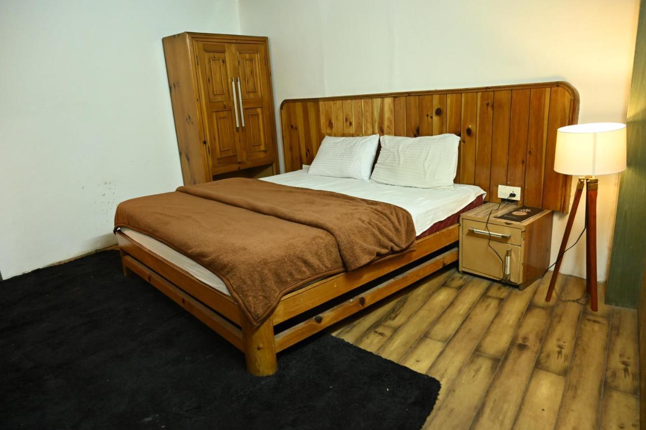 Hotel Manali Mahal Buitenkant foto