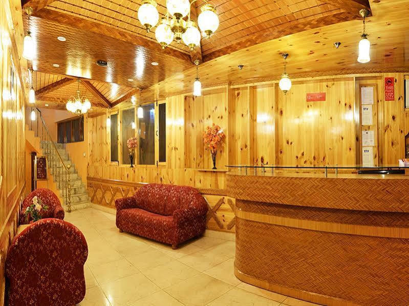 Hotel Manali Mahal Buitenkant foto