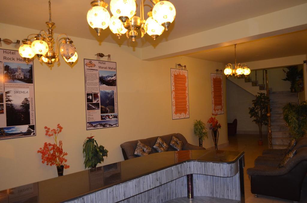 Hotel Manali Mahal Buitenkant foto